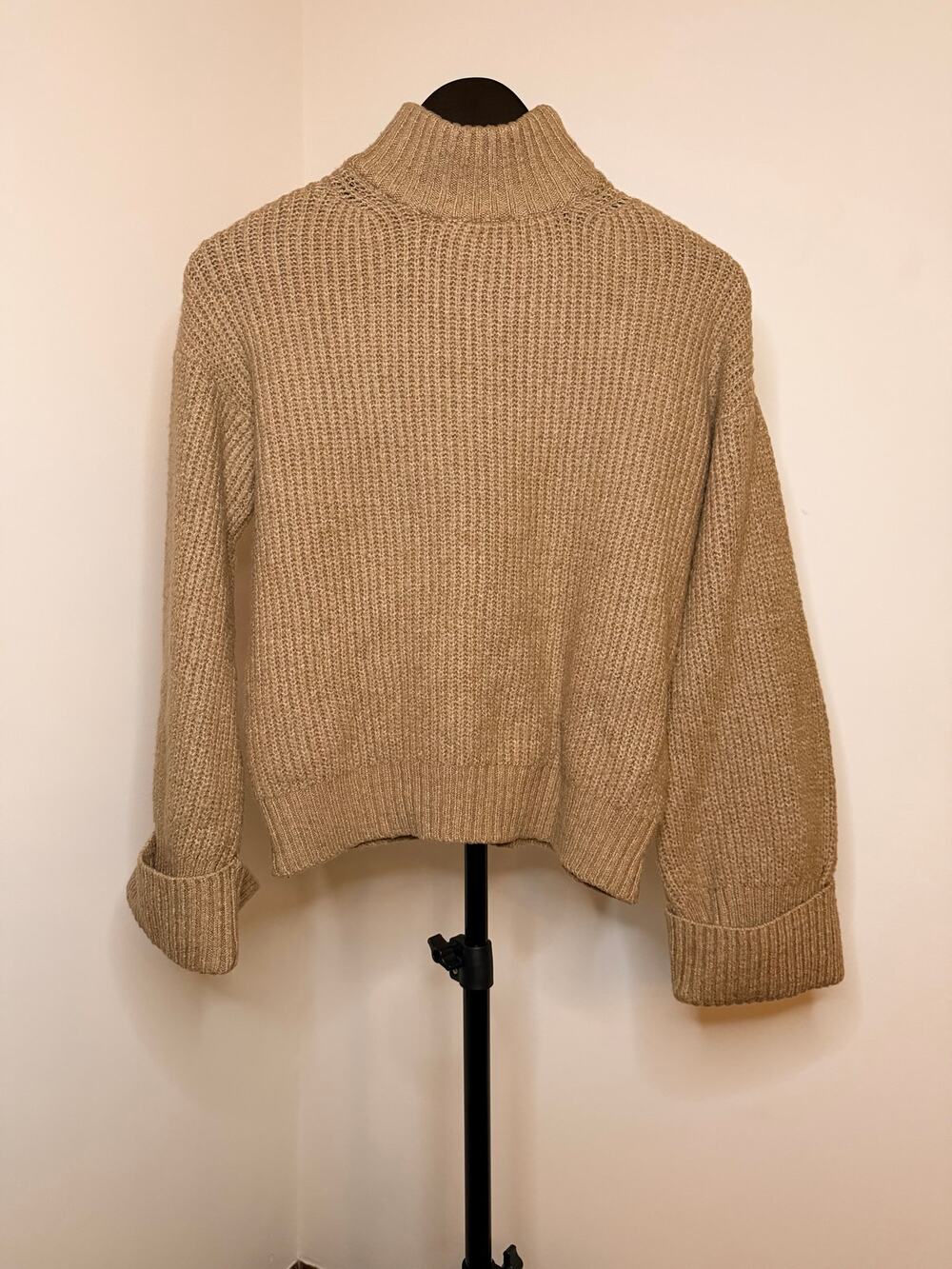 PrettyLittleThing Camel Tan Chunky Mock Neck Sweater Women’s US 4